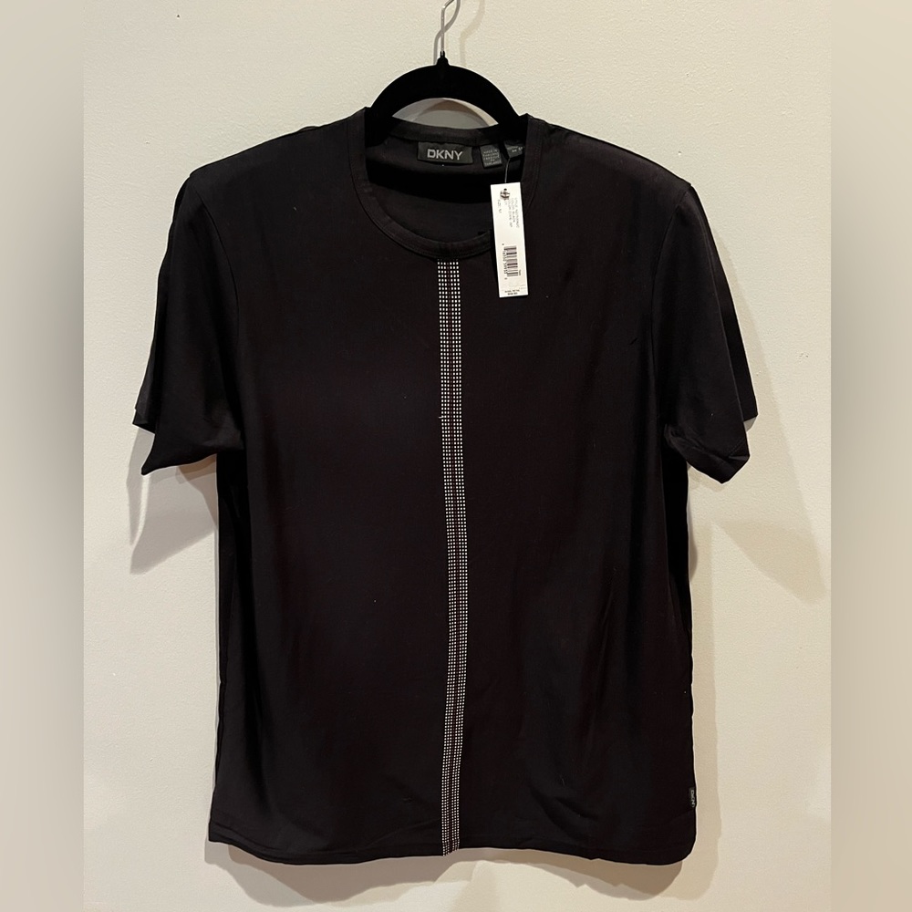 DKNY men’s T-shirt size M